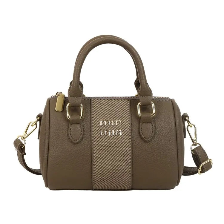 حقيبة يد نسائية